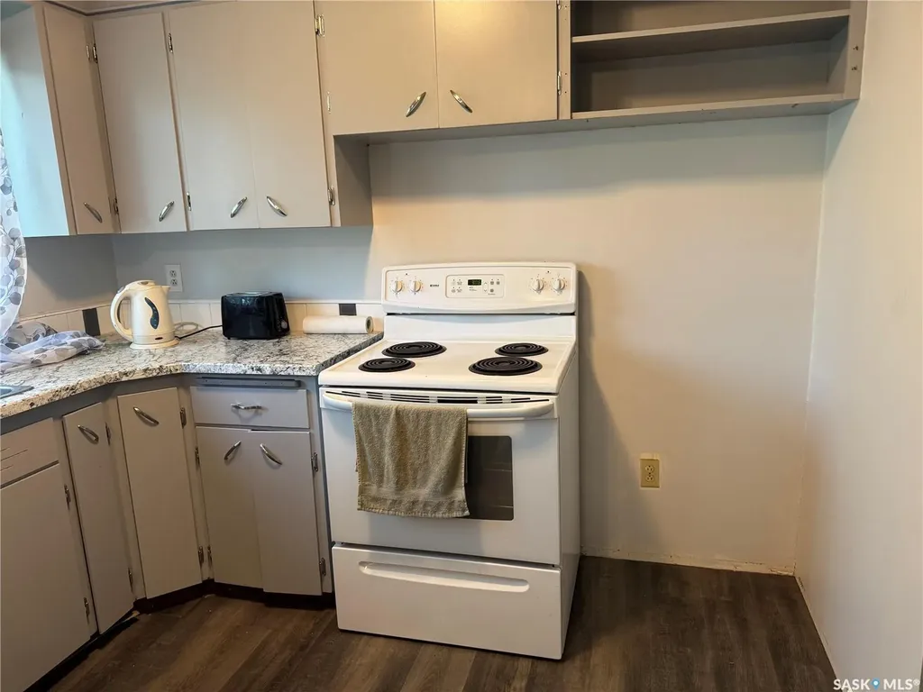 38 Kasper Crescent Assiniboia SK S0H 0B0