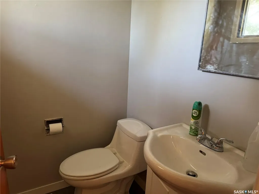 38 Kasper Crescent Assiniboia SK S0H 0B0