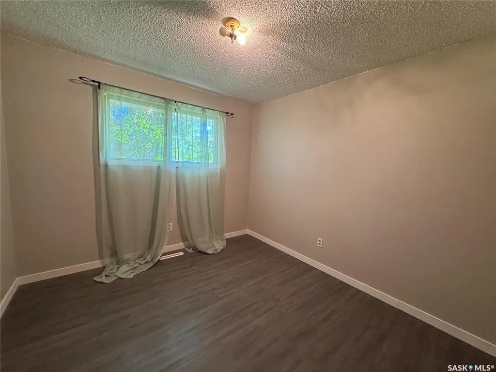 38 Kasper Crescent Assiniboia SK S0H 0B0