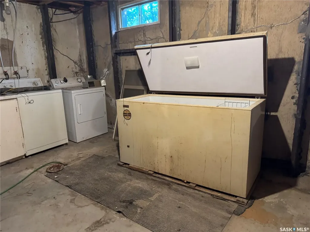 38 Kasper Crescent Assiniboia SK S0H 0B0