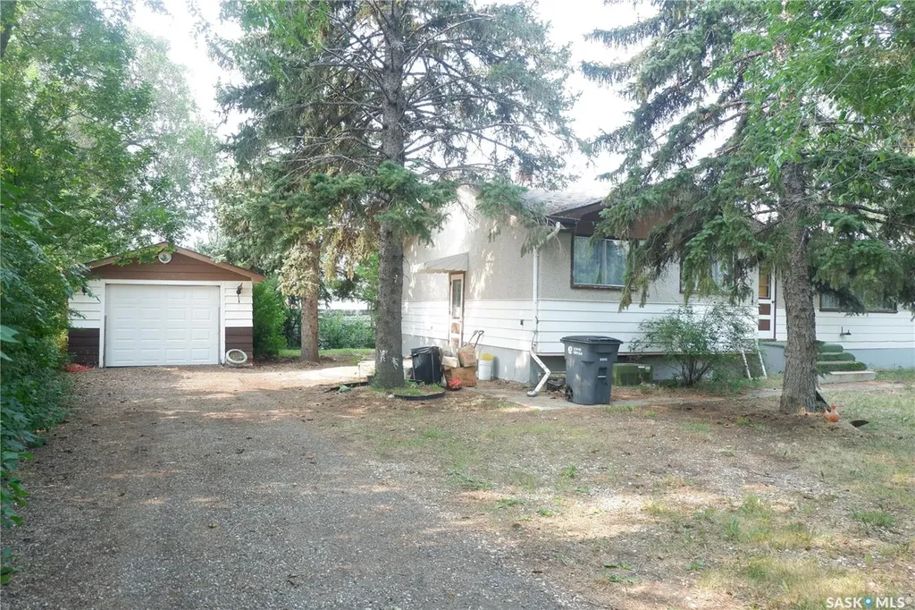 38 Kasper Crescent Assiniboia SK S0H 0B0