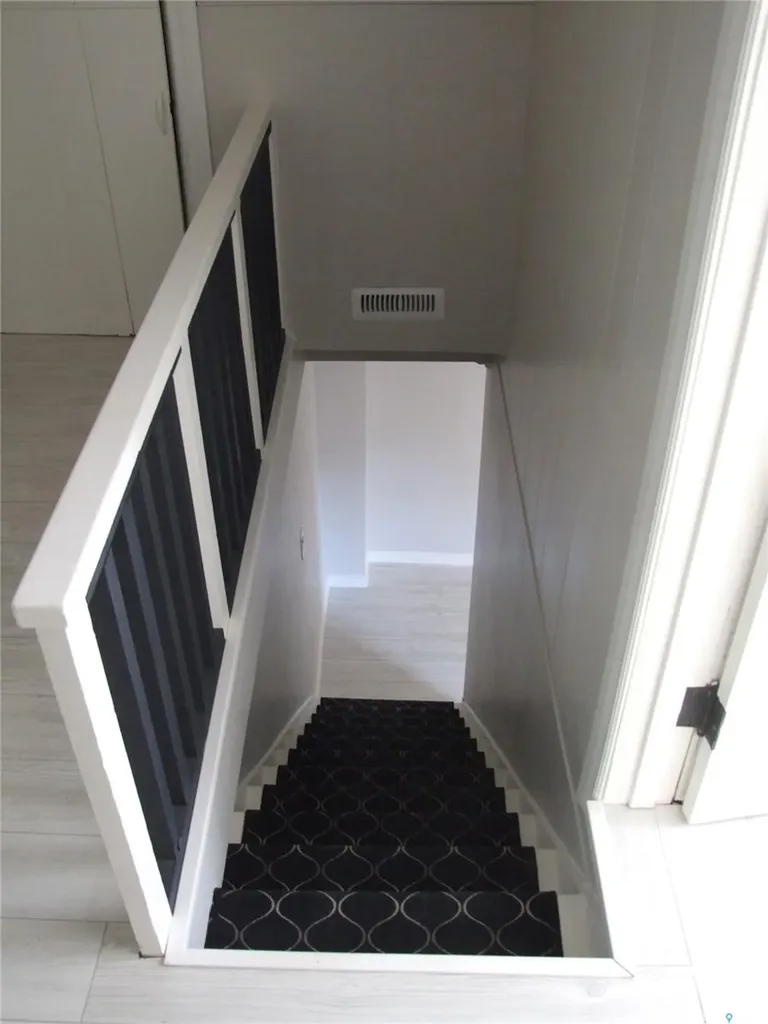 211 2nd Street W Leader SK S0N 1H0