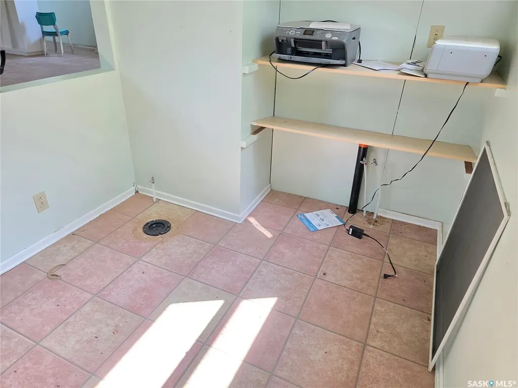 402 Minto Street Elbow SK S0H 1J0