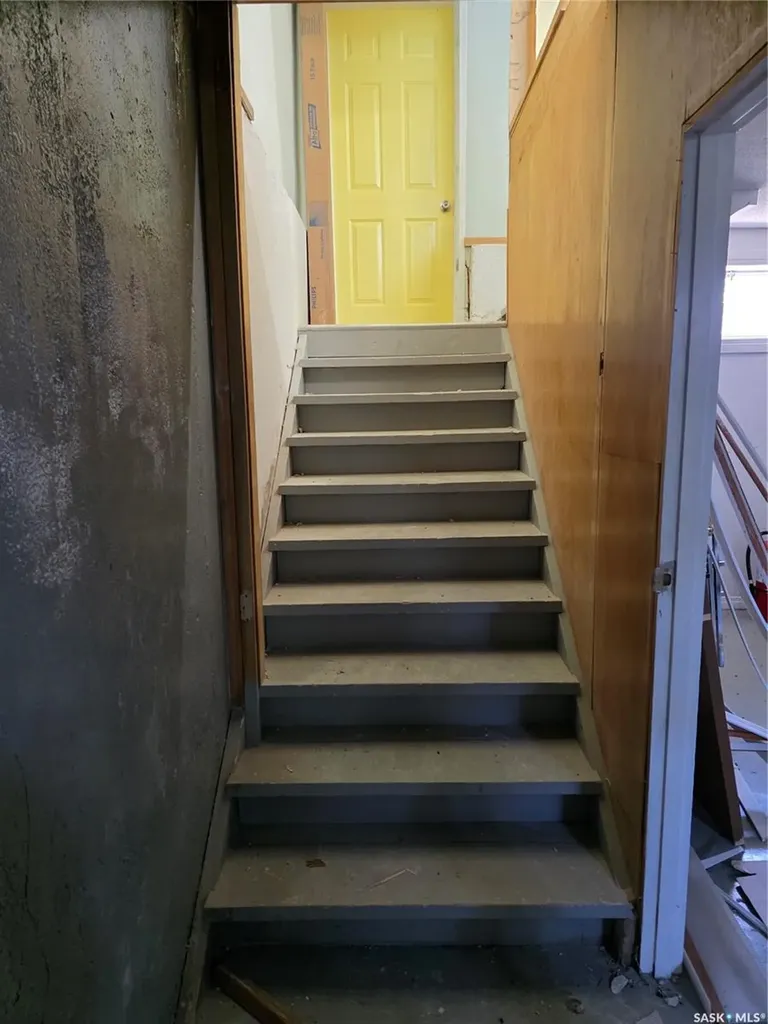 402 Minto Street Elbow SK S0H 1J0