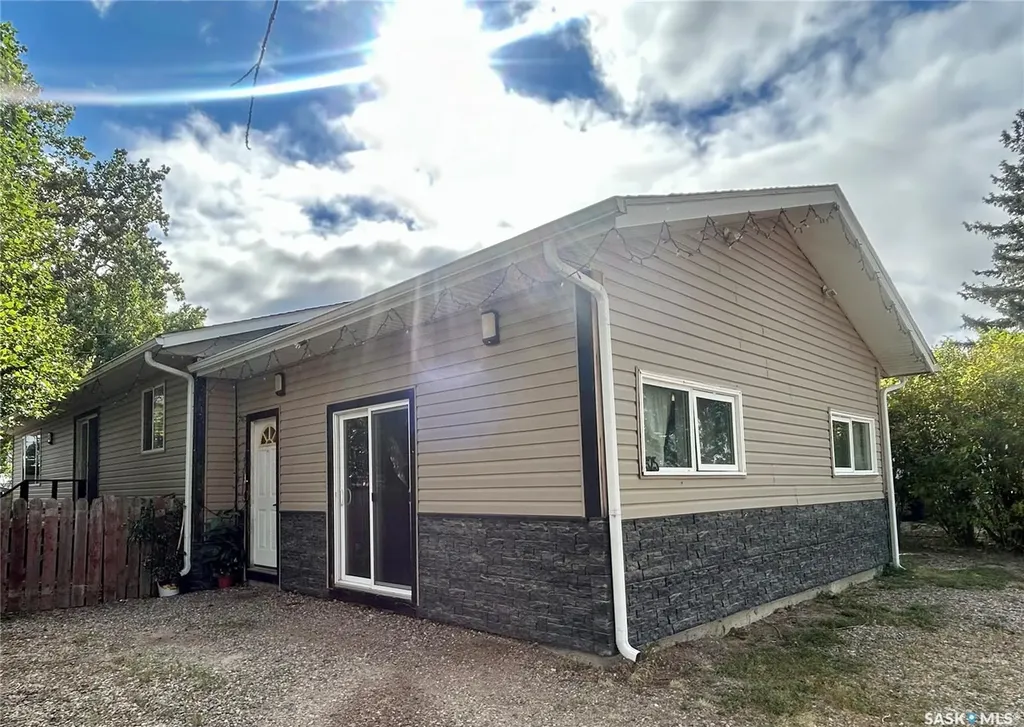 325 White Street Bienfait SK S0C 0M0