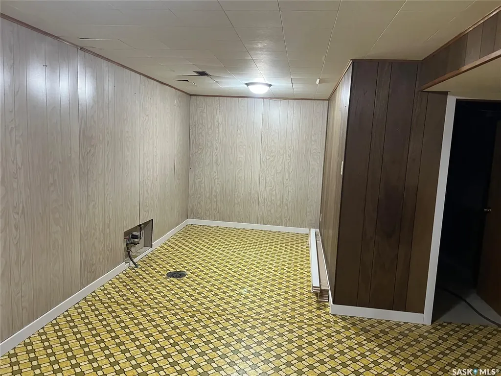 220 Knobel Street Foam Lake SK S0A 1A0