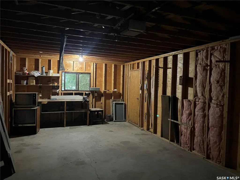 220 Knobel Street Foam Lake SK S0A 1A0