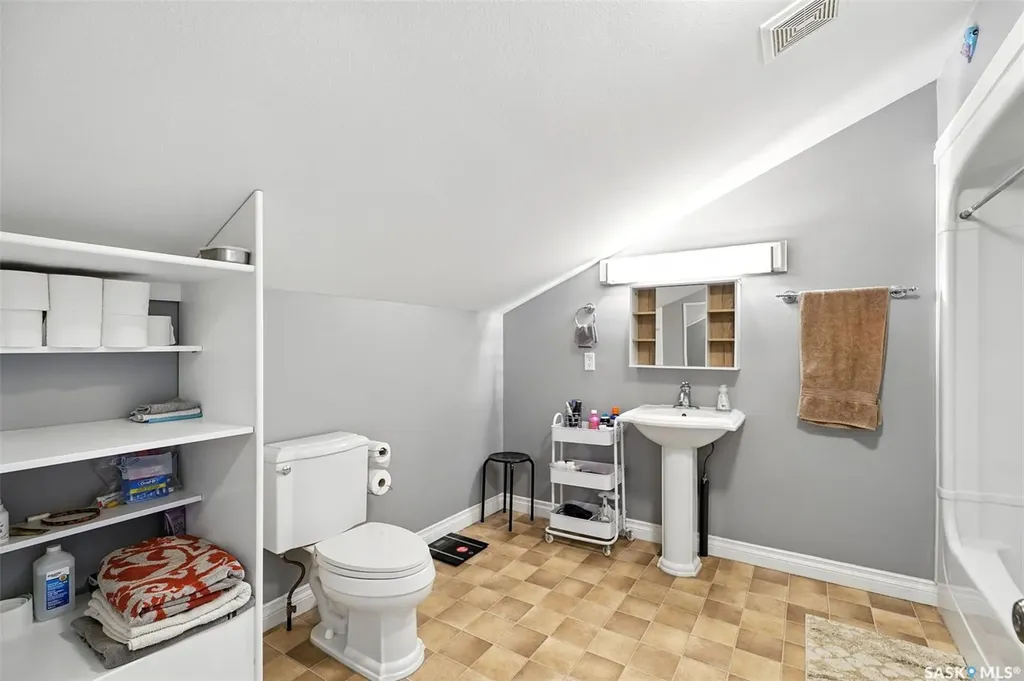 32 Hidden Ridge Bend Corman Park Rm No. 344 SK S7K 3J8