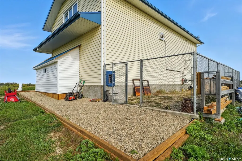 32 Hidden Ridge Bend Corman Park Rm No. 344 SK S7K 3J8