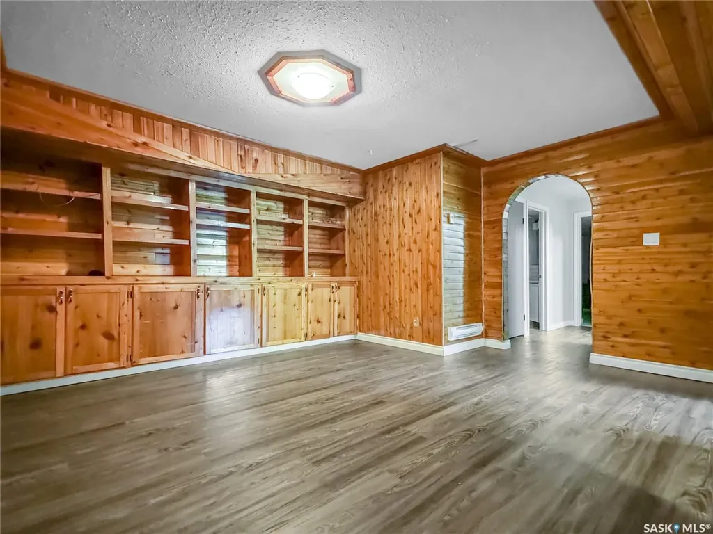 308 Finley Avenue Cut Knife SK S0M 0N0