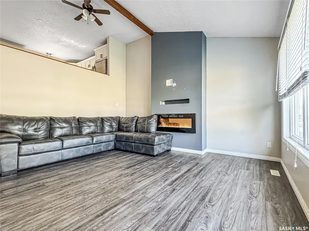 308 Finley Avenue Cut Knife SK S0M 0N0