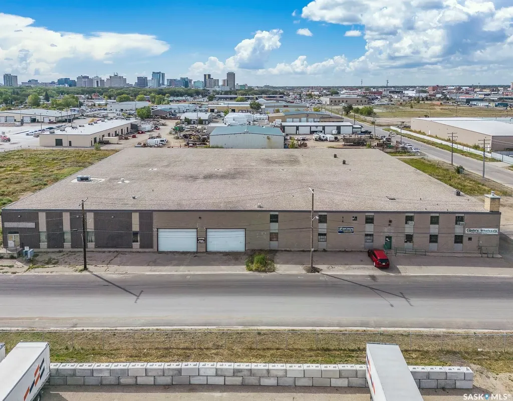 1600 Elliott Street Regina SK S4N 6L1