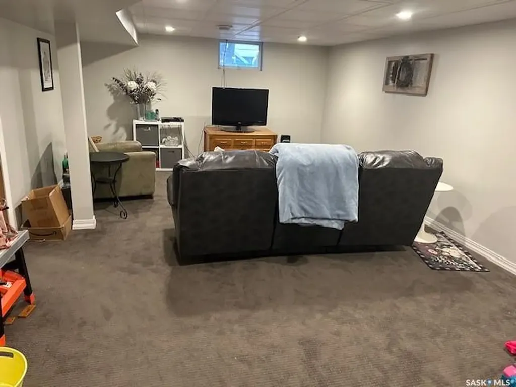 307 1st Street W Carnduff SK S0C 0S0