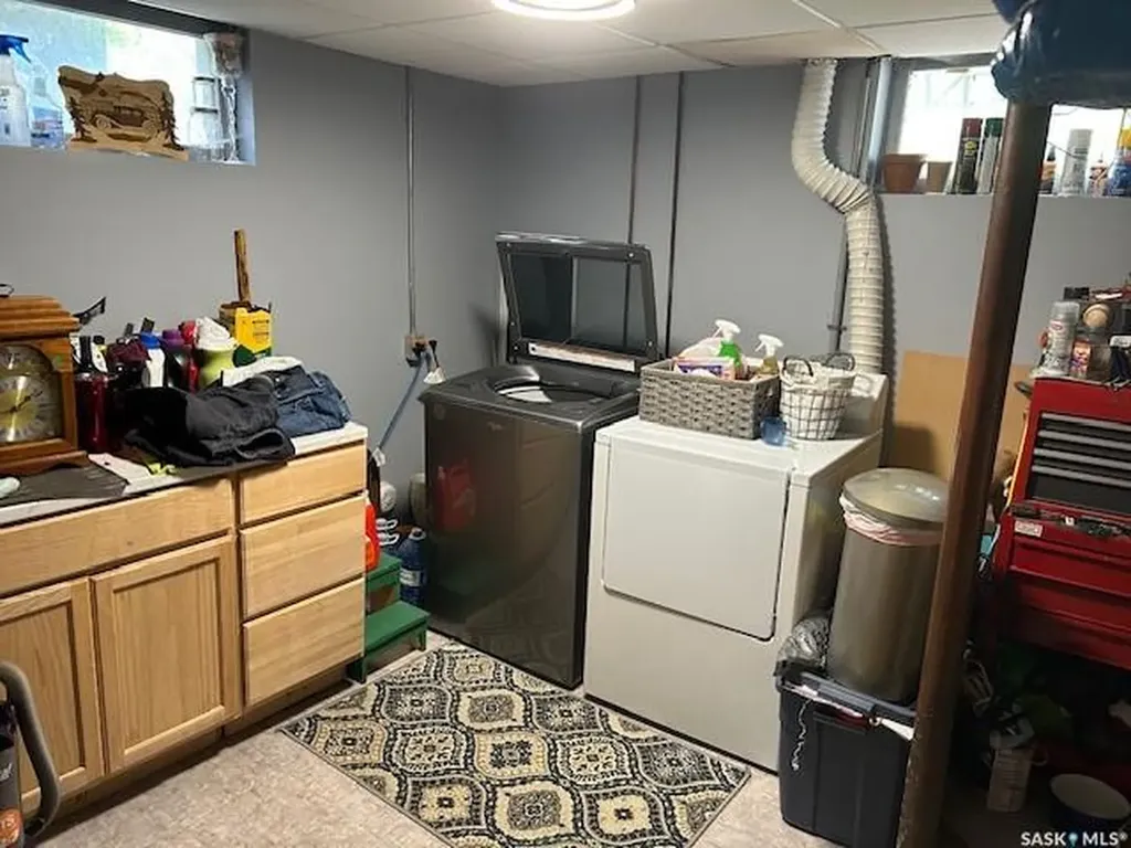 307 1st Street W Carnduff SK S0C 0S0