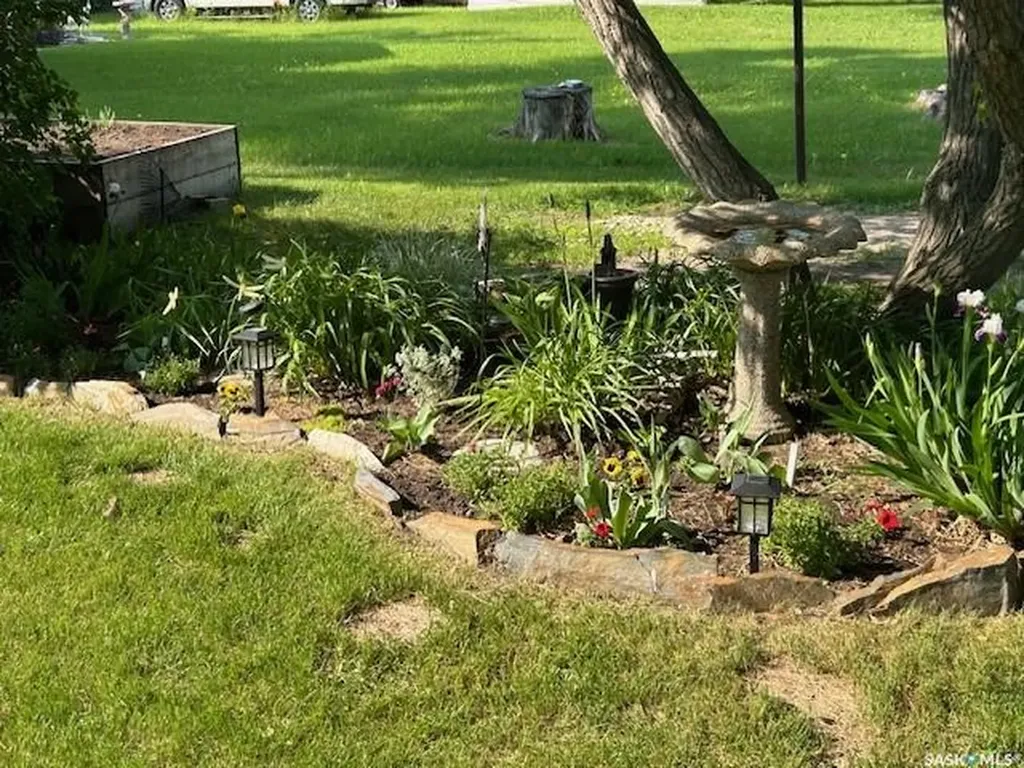 307 1st Street W Carnduff SK S0C 0S0