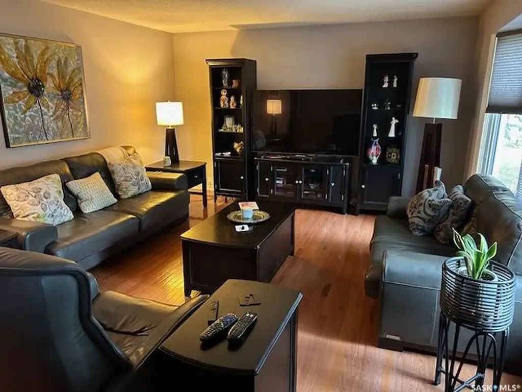 307 1st Street W Carnduff SK S0C 0S0