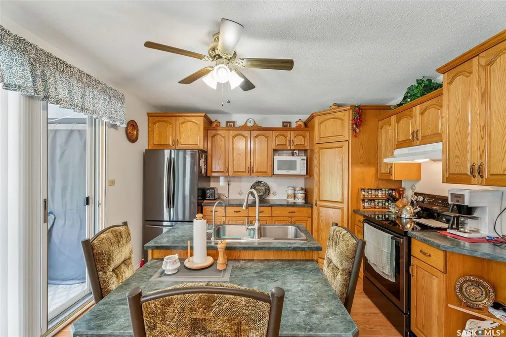 6107 Holmes Drive Buckland Rm No. 491 SK S6V 5R3