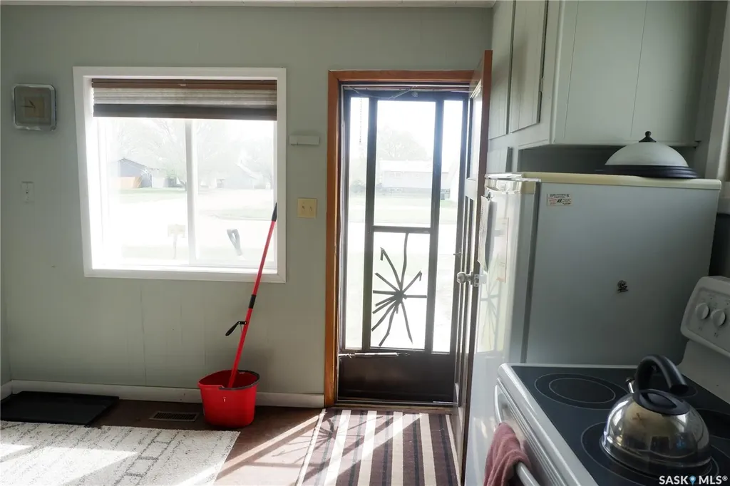 11 B Avenue Willow Bunch SK S0H 4K0