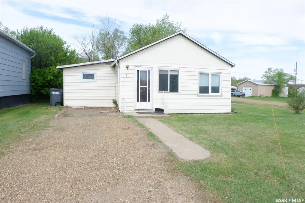 11 B Avenue Willow Bunch SK S0H 4K0