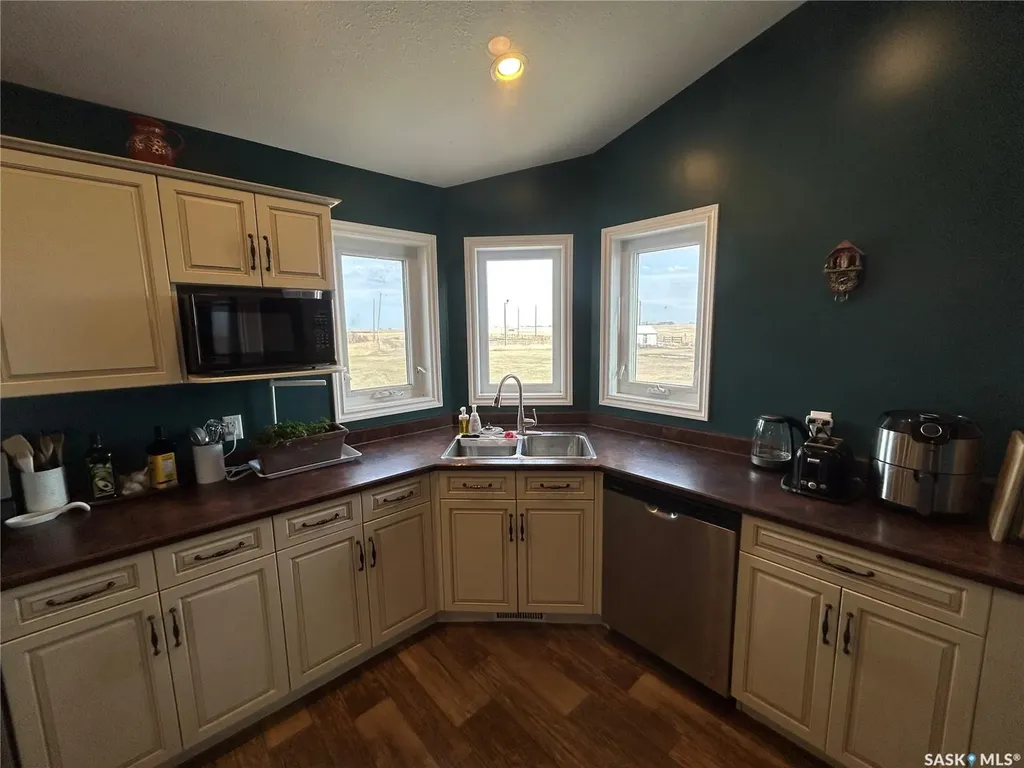 NW Rural Address Estevan Rm No. 5 SK S4A 2H7