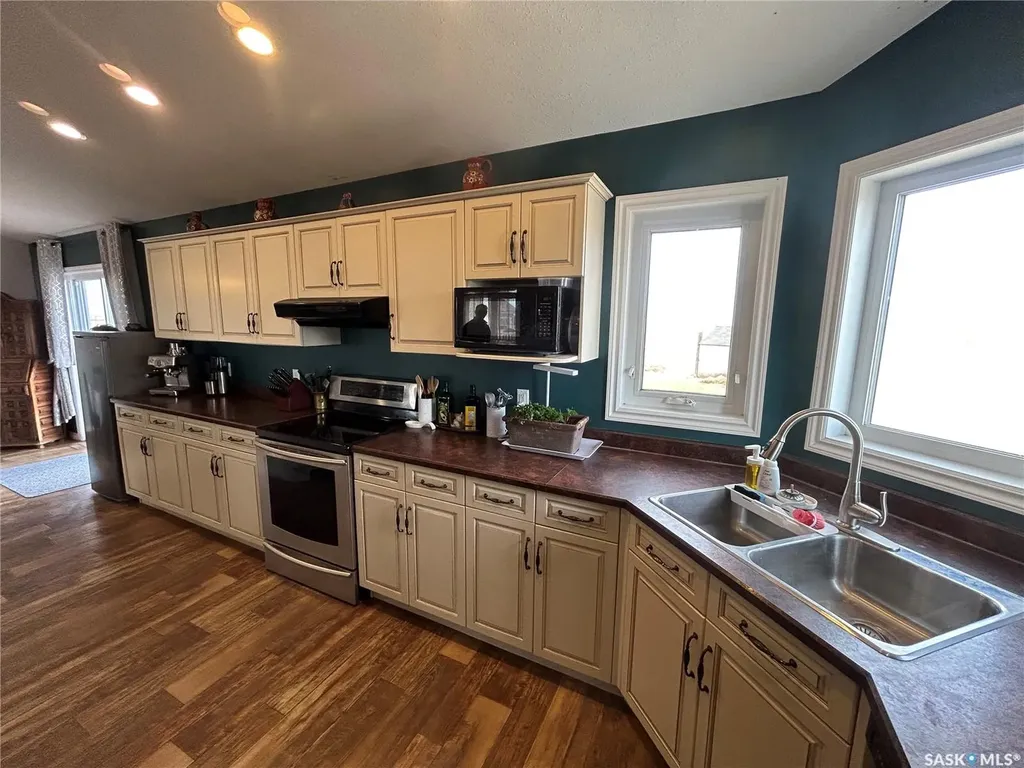 NW Rural Address Estevan Rm No. 5 SK S4A 2H7