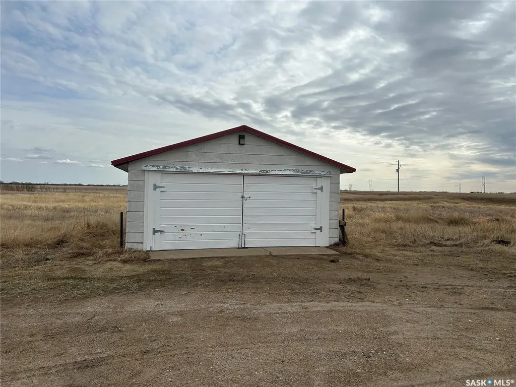 NW Rural Address Estevan Rm No. 5 SK S4A 2H7