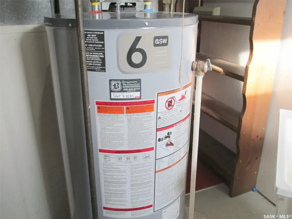 504 4th Avenue E Assiniboia SK S0H 0B0