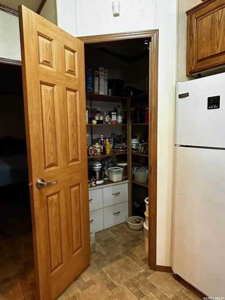 215 Louis Street Neudorf SK S0A 2T0