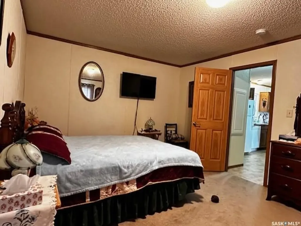 215 Louis Street Neudorf SK S0A 2T0