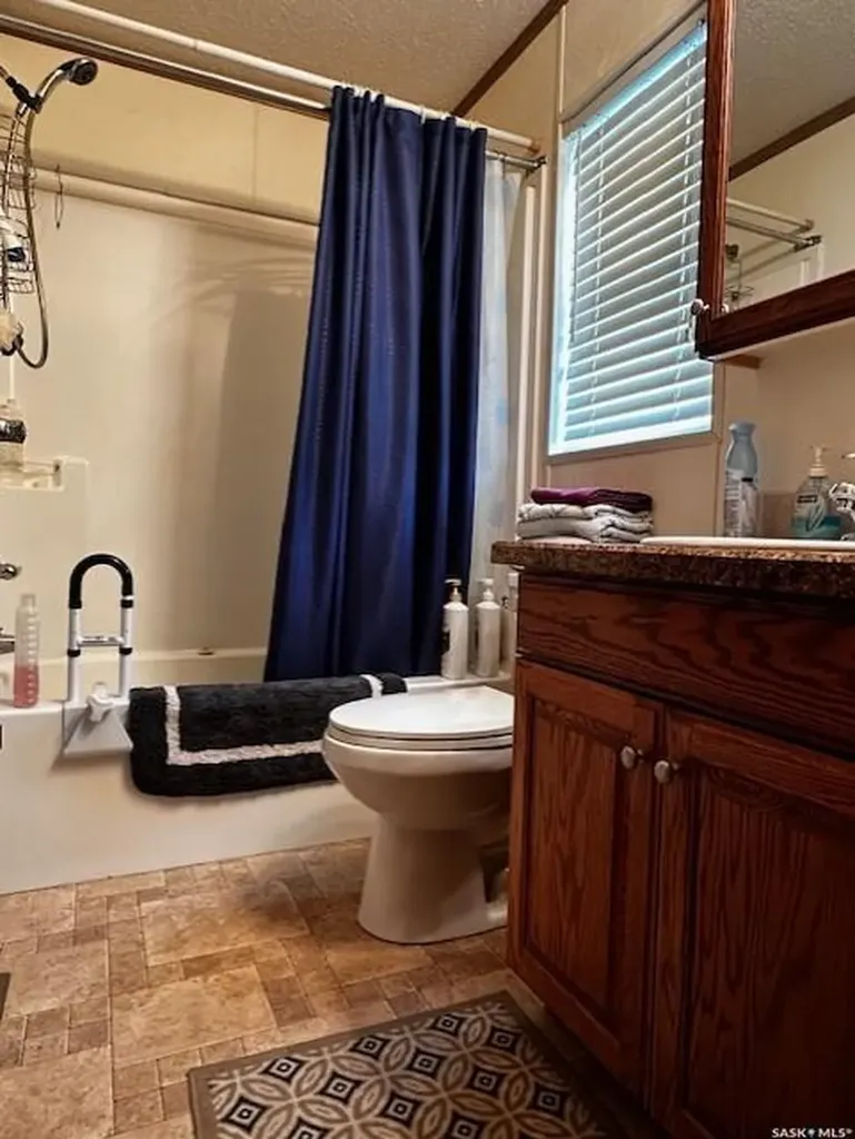 215 Louis Street Neudorf SK S0A 2T0