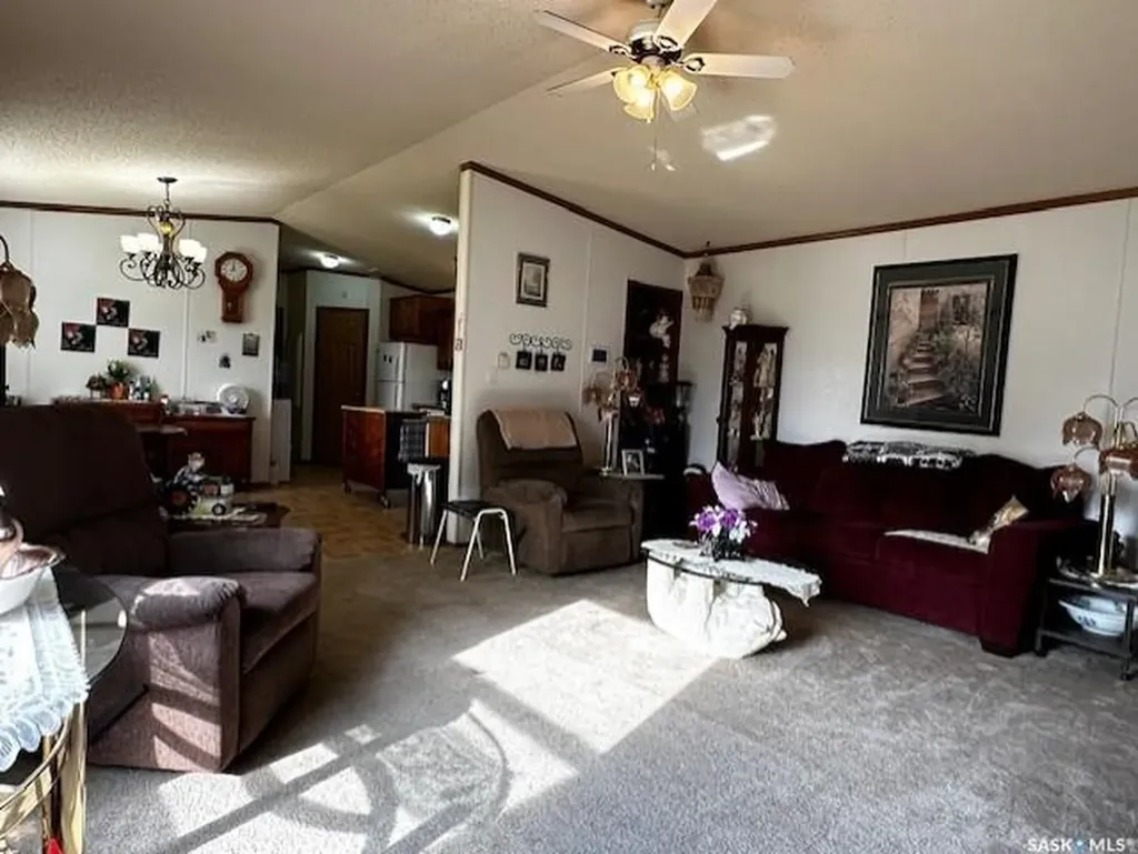 215 Louis Street Neudorf SK S0A 2T0