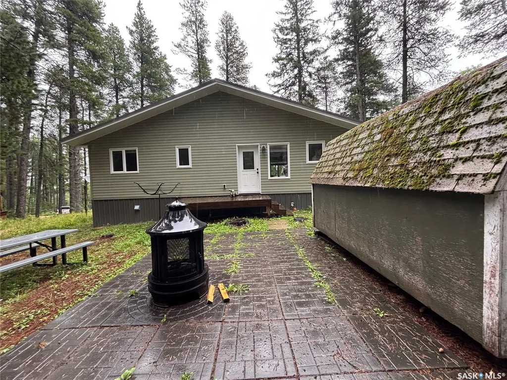 615 Pine Creek Crescent Cypress Hills Provincial Park SK S0N 1N0