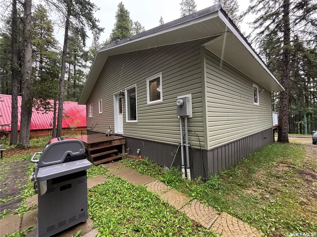 615 Pine Creek Crescent Cypress Hills Provincial Park SK S0N 1N0