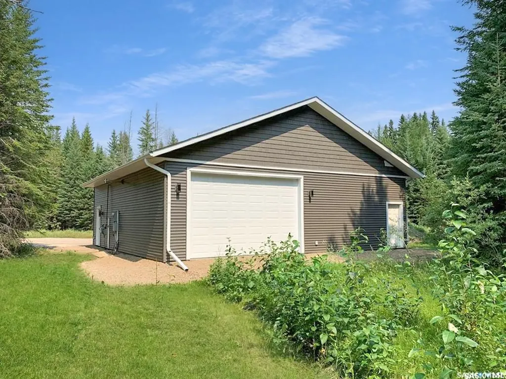 18 Cranberry Creek Crescent Candle Lake SK S0J 3E0