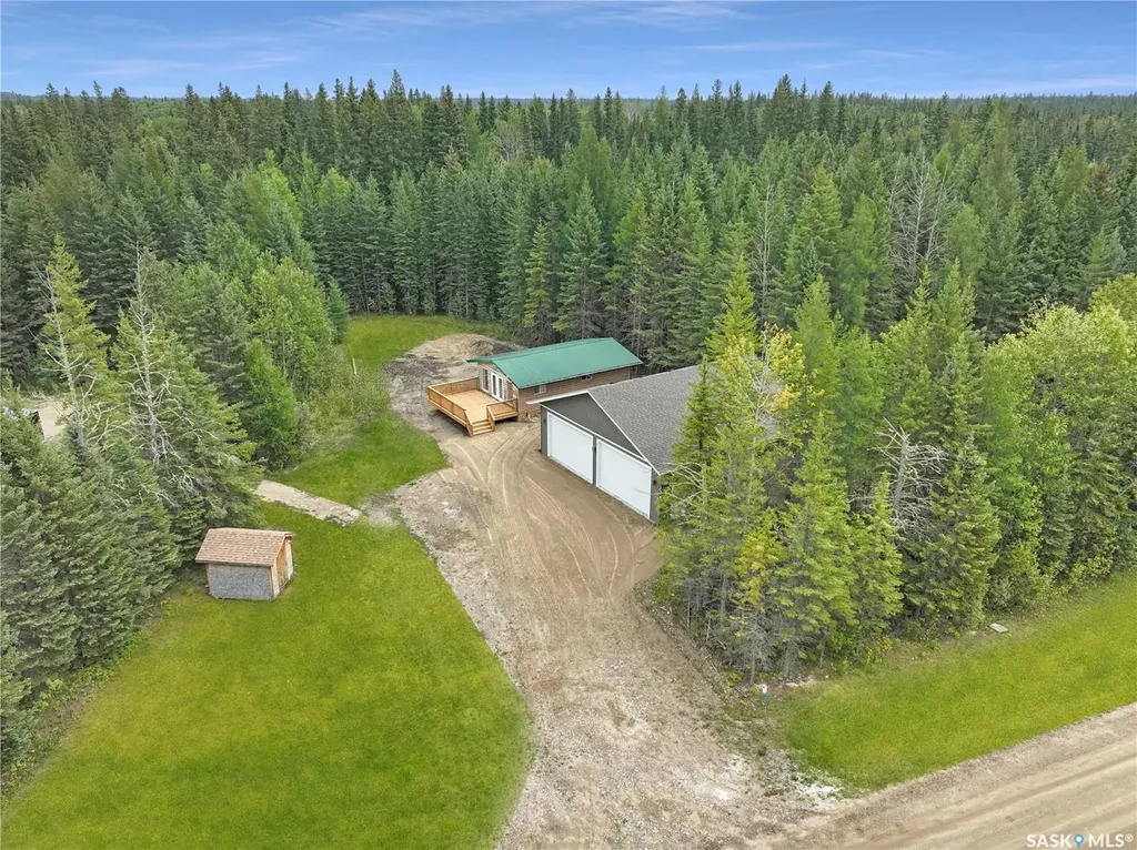 18 Cranberry Creek Crescent Candle Lake SK S0J 3E0