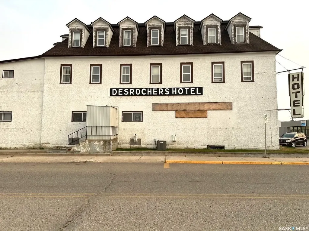 102 Churchill Street Hudson Bay SK S0E 0Y0