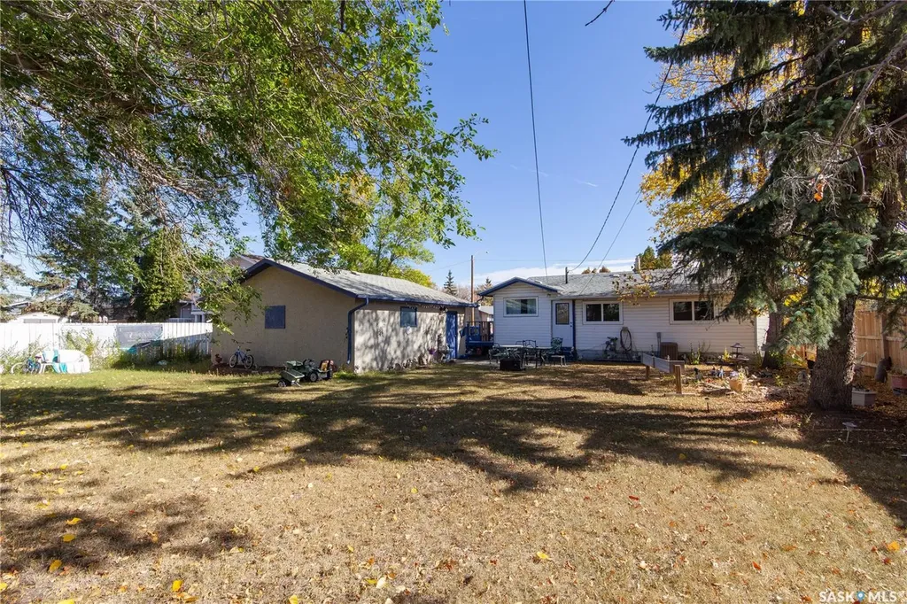 365 3rd Avenue Crescent Battleford SK S0M 0E0