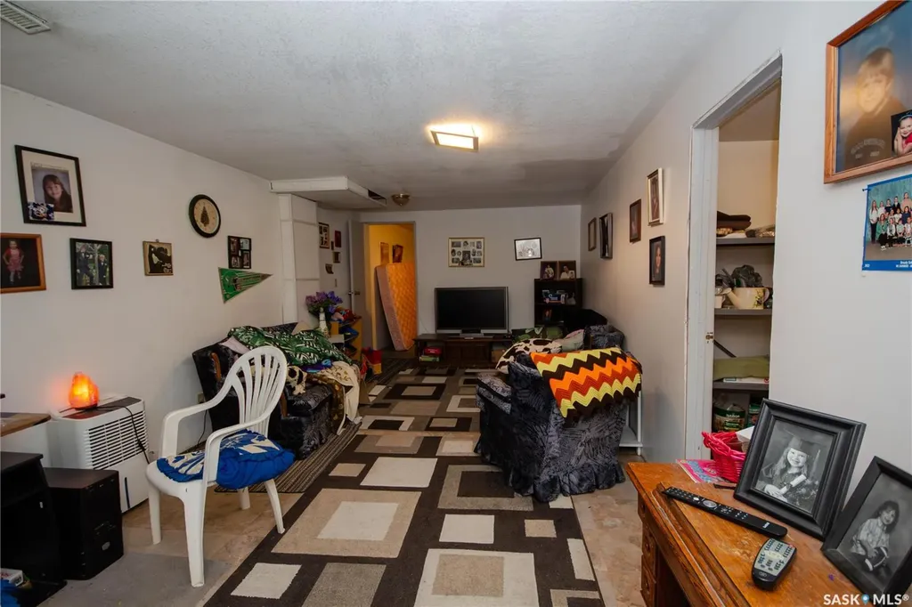 365 3rd Avenue Crescent Battleford SK S0M 0E0