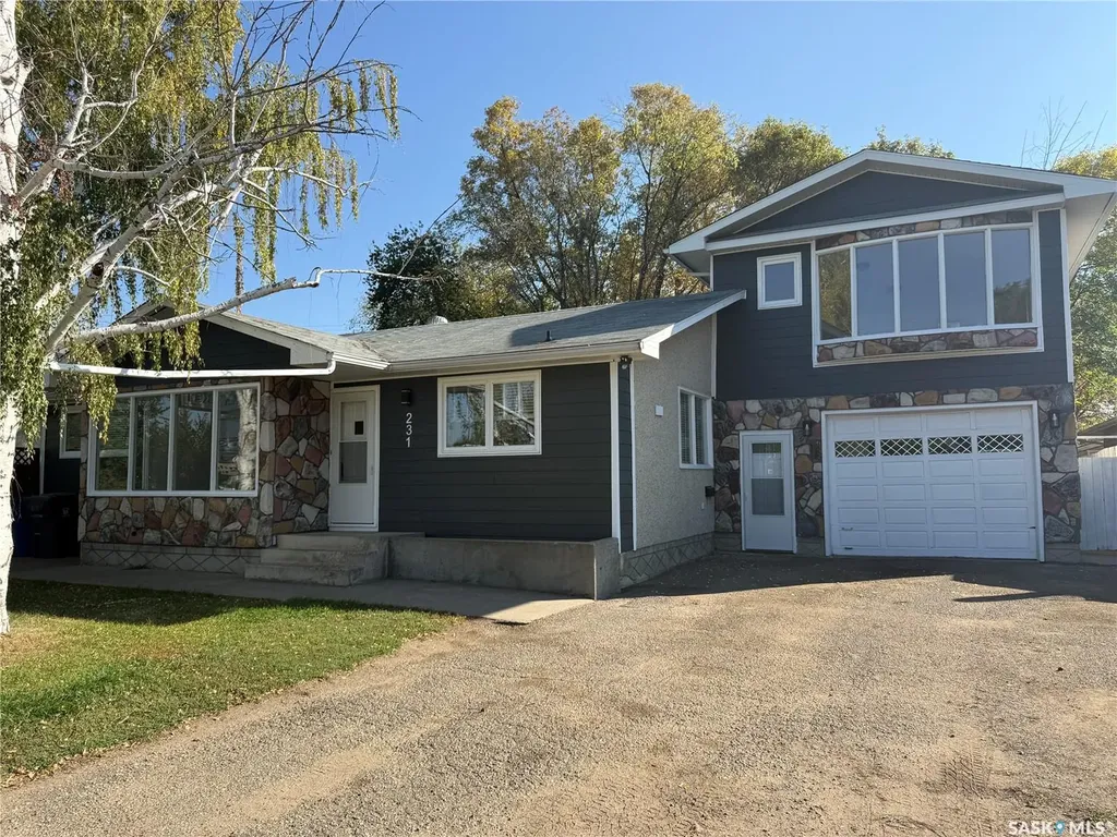 231 29th Street Battleford SK S0M 1X0