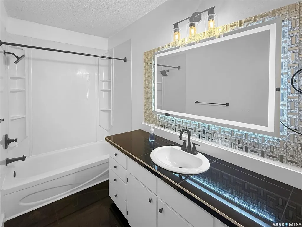 231 29th Street Battleford SK S0M 1X0