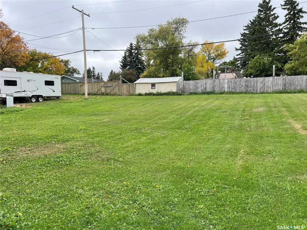 111 Railway Avenue N Middle Lake SK S0K 2X0