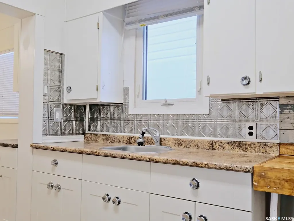 311 5th Avenue W Biggar SK S0K 0M0