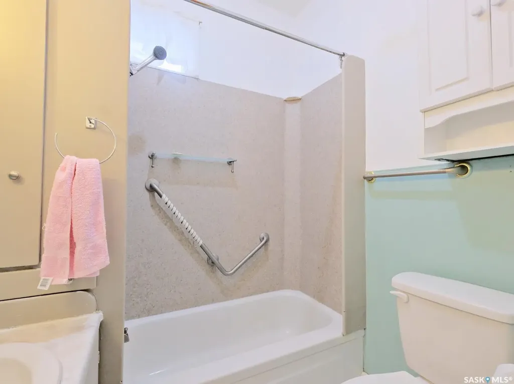 311 5th Avenue W Biggar SK S0K 0M0