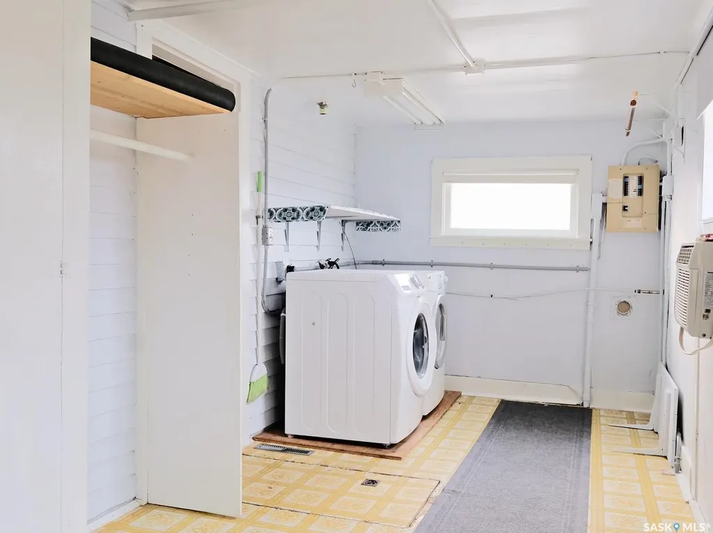 311 5th Avenue W Biggar SK S0K 0M0