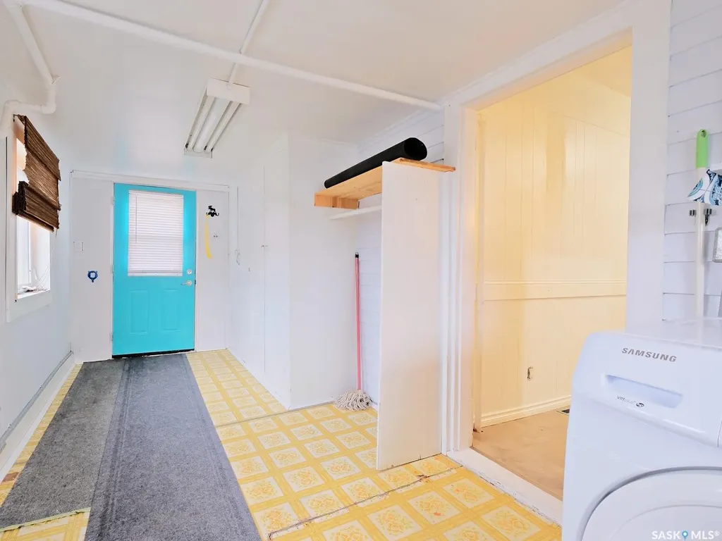 311 5th Avenue W Biggar SK S0K 0M0