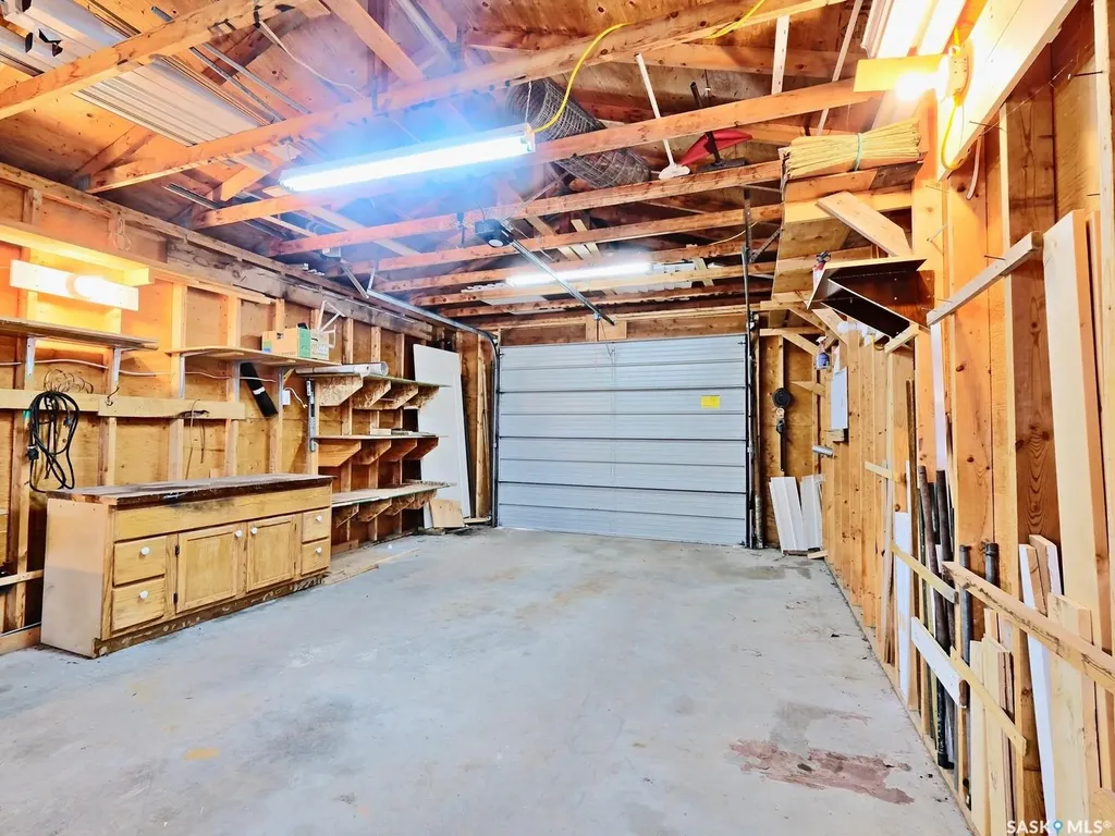 311 5th Avenue W Biggar SK S0K 0M0