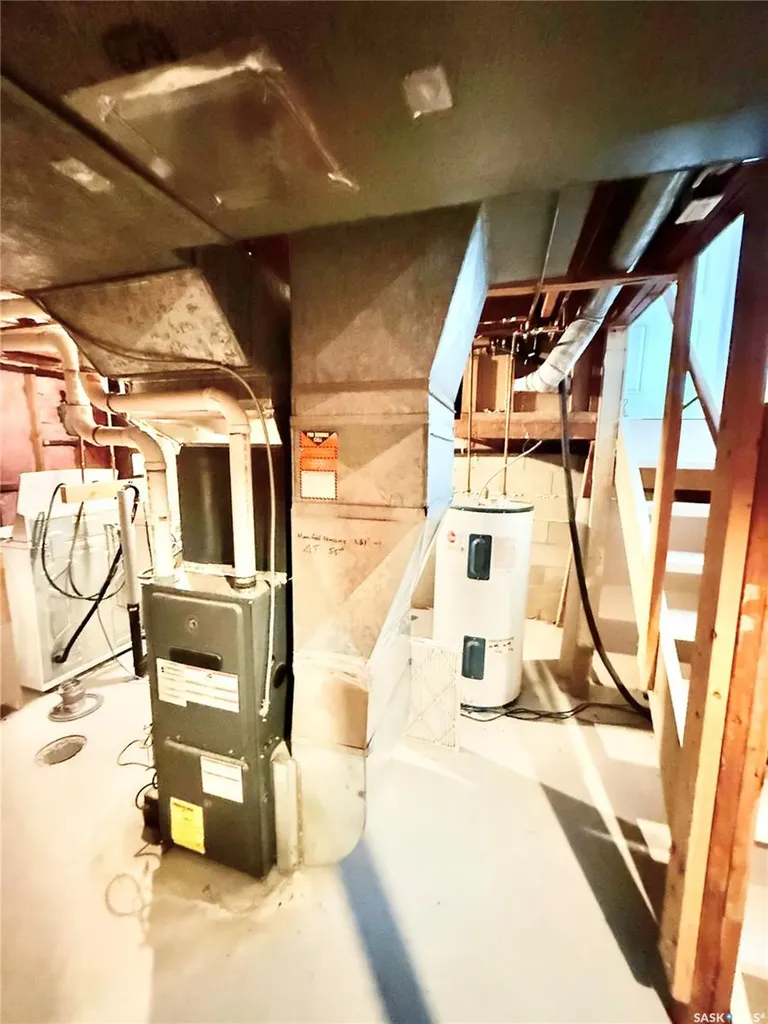 103 3rd Avenue Hanley SK S0G 2E0