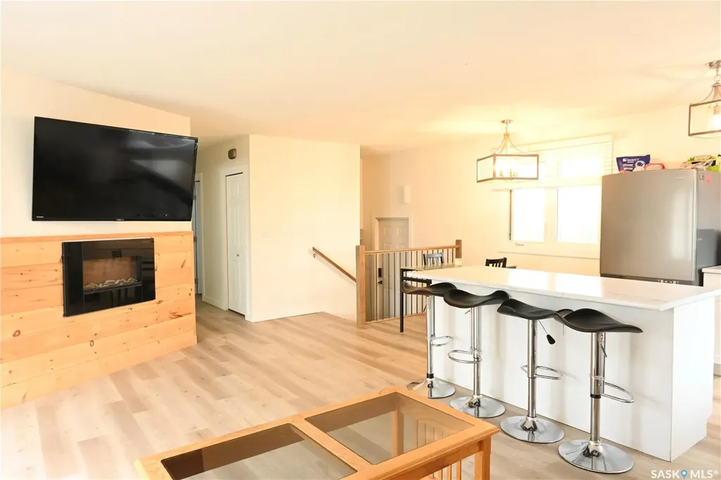 103 3rd Avenue Hanley SK S0G 2E0