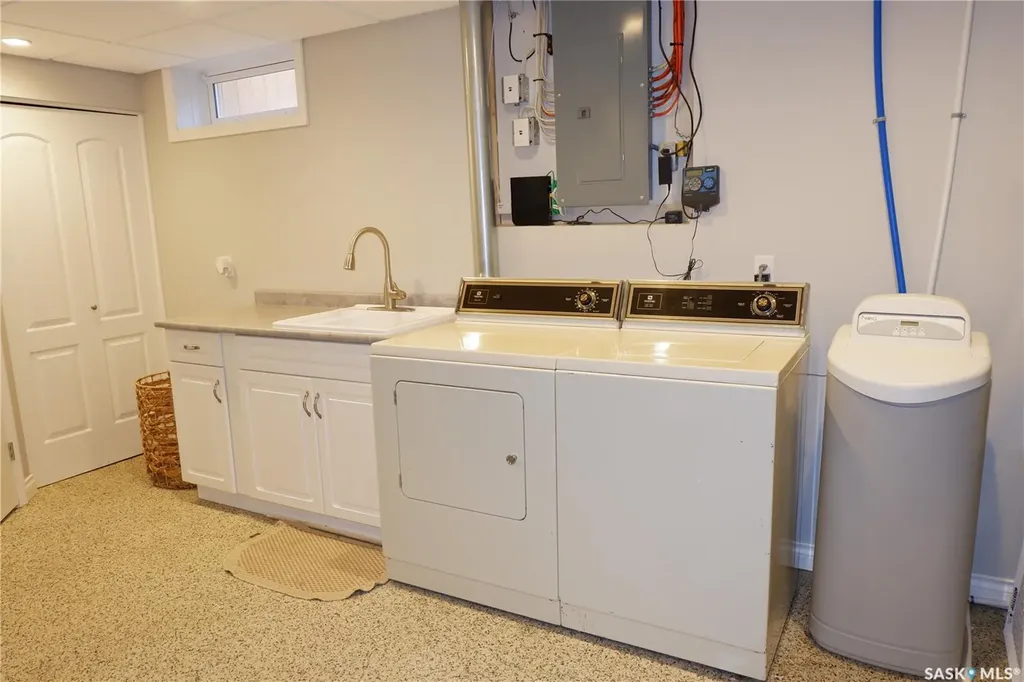 101 Empire Place Assiniboia SK S0H 0B0