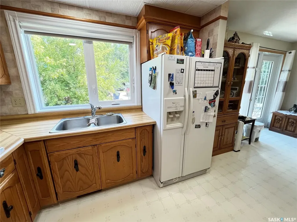 202 Hood Street Maple Creek SK S0N 1N0